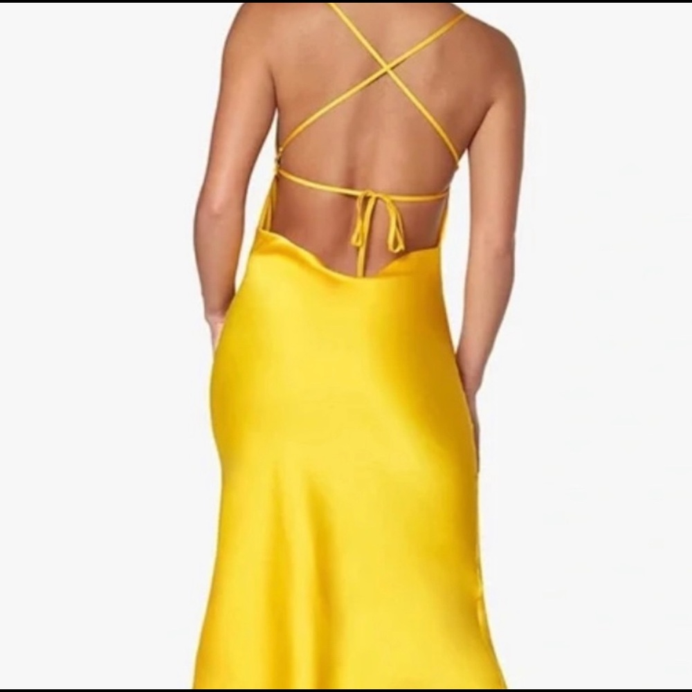 We Wore What Yellow dress - Picture 3 of 4